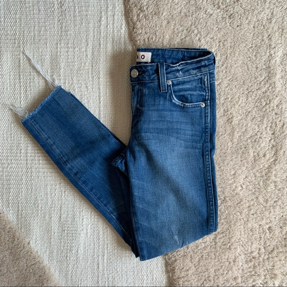 AMO denim stix crop - Picture 3 of 8